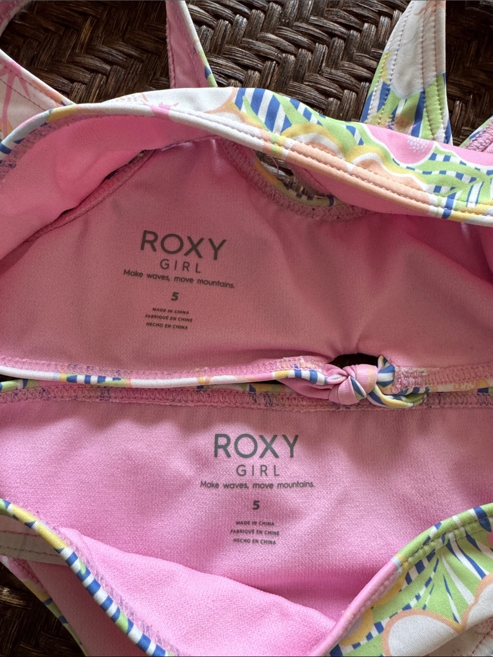 Girls Roxy Bikini - Picture 5 of 9